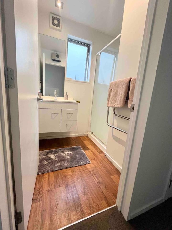City Fringe Private Room - Your Urban Escape! Christchurch Exterior photo